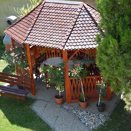 Apartman Anikó Vendégház Harkány Quarto foto