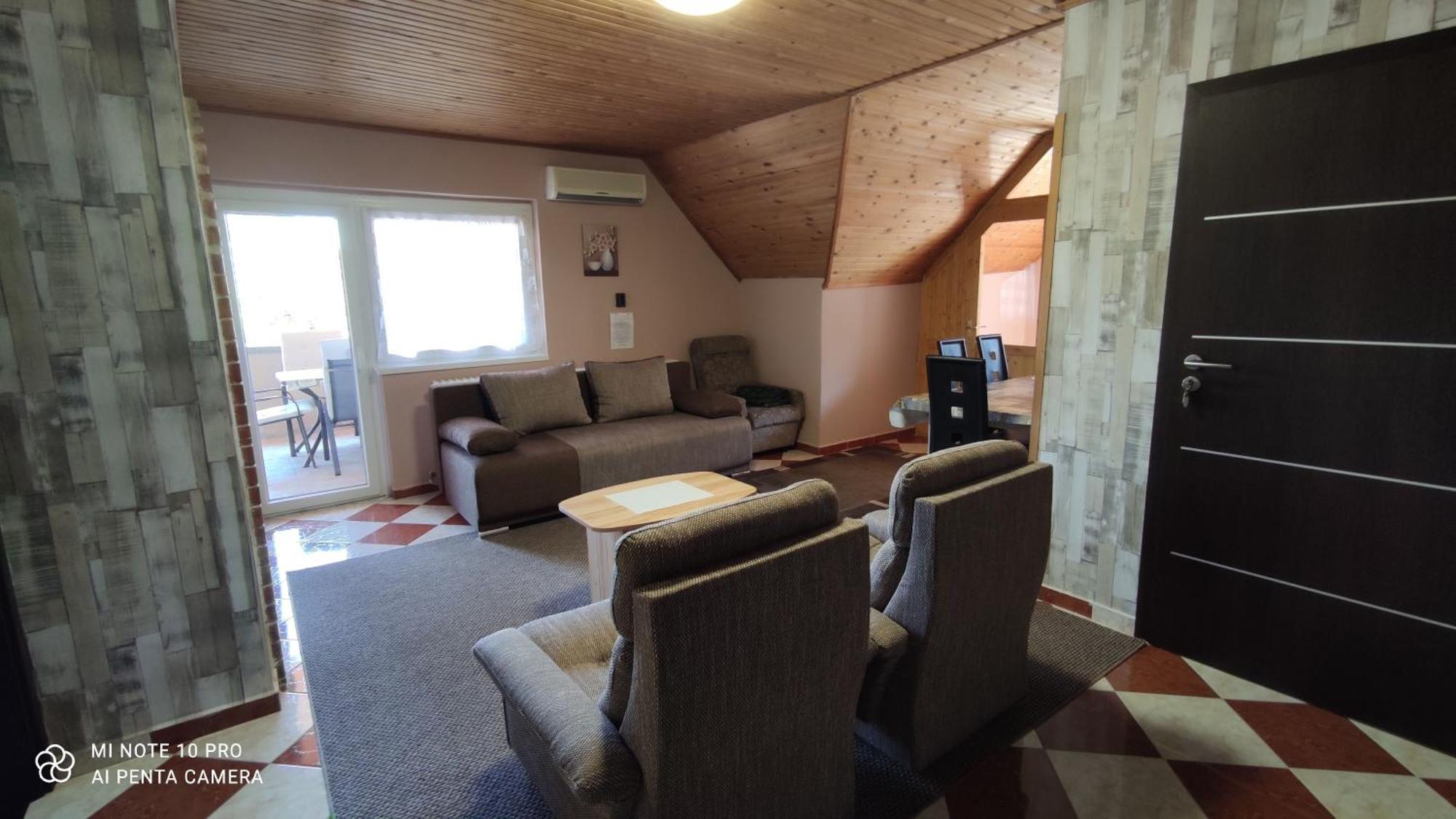 Apartman Anikó Vendégház Harkány Exterior foto