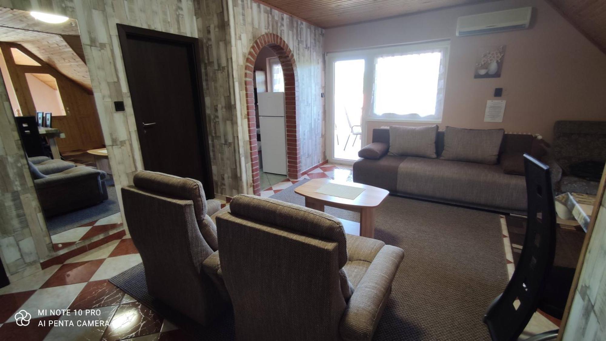 Apartman Anikó Vendégház Harkány Exterior foto
