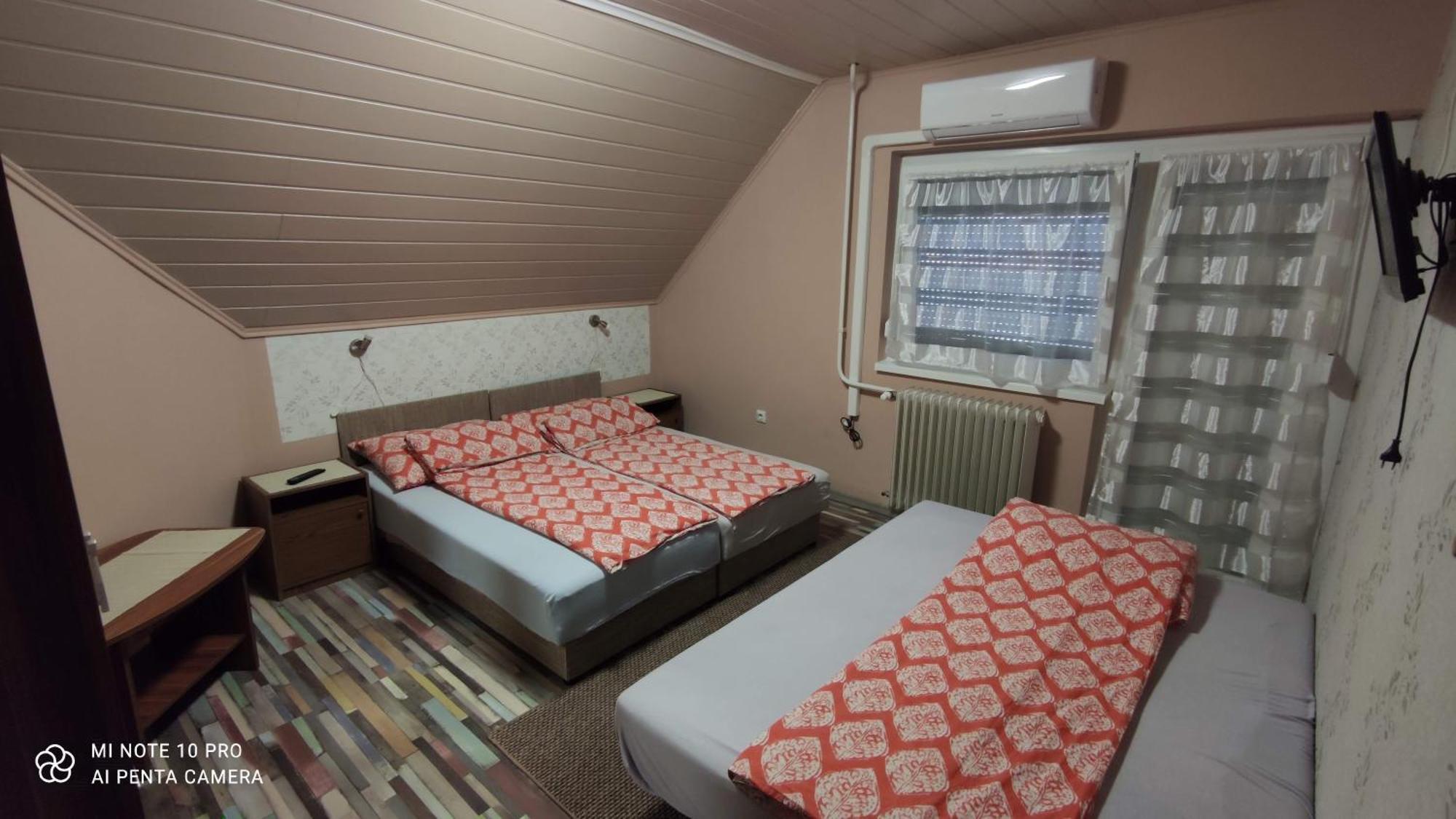 Apartman Anikó Vendégház Harkány Exterior foto