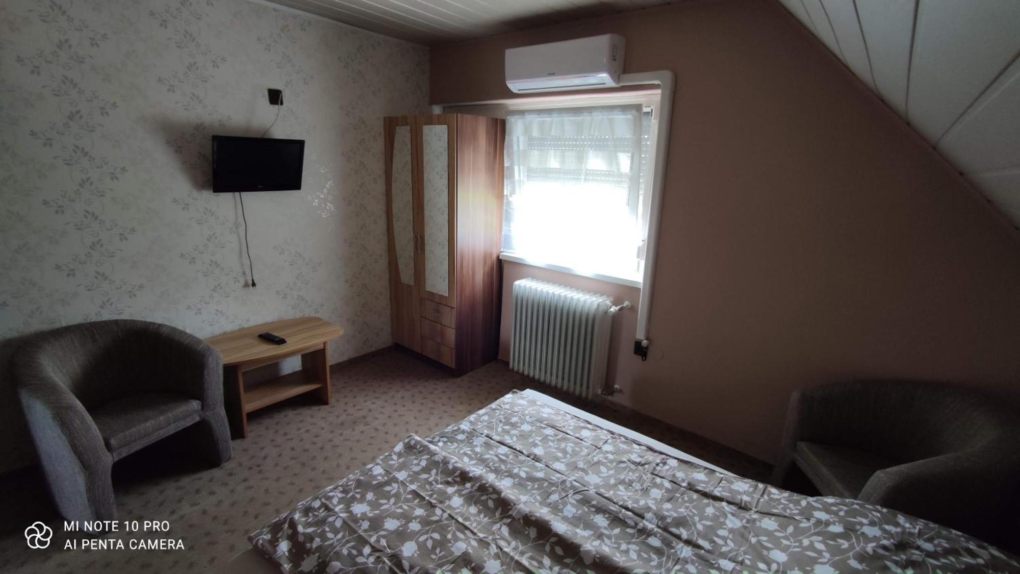 Apartman Anikó Vendégház Harkány Exterior foto